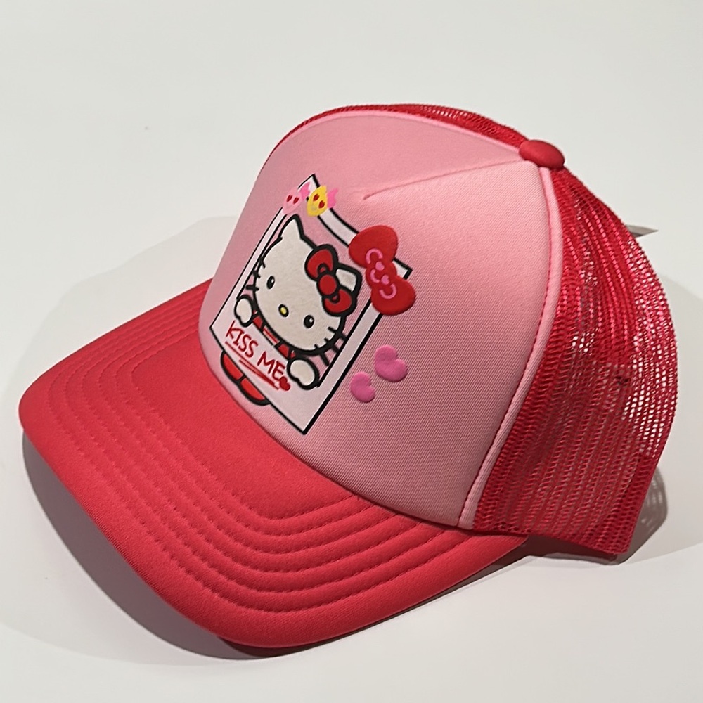🌸NEW PINK KISS ME HELLO KITTY HAT 🧢 WITH TAGS. - Picture 4 of 15